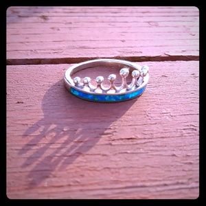 Opal crown ring
